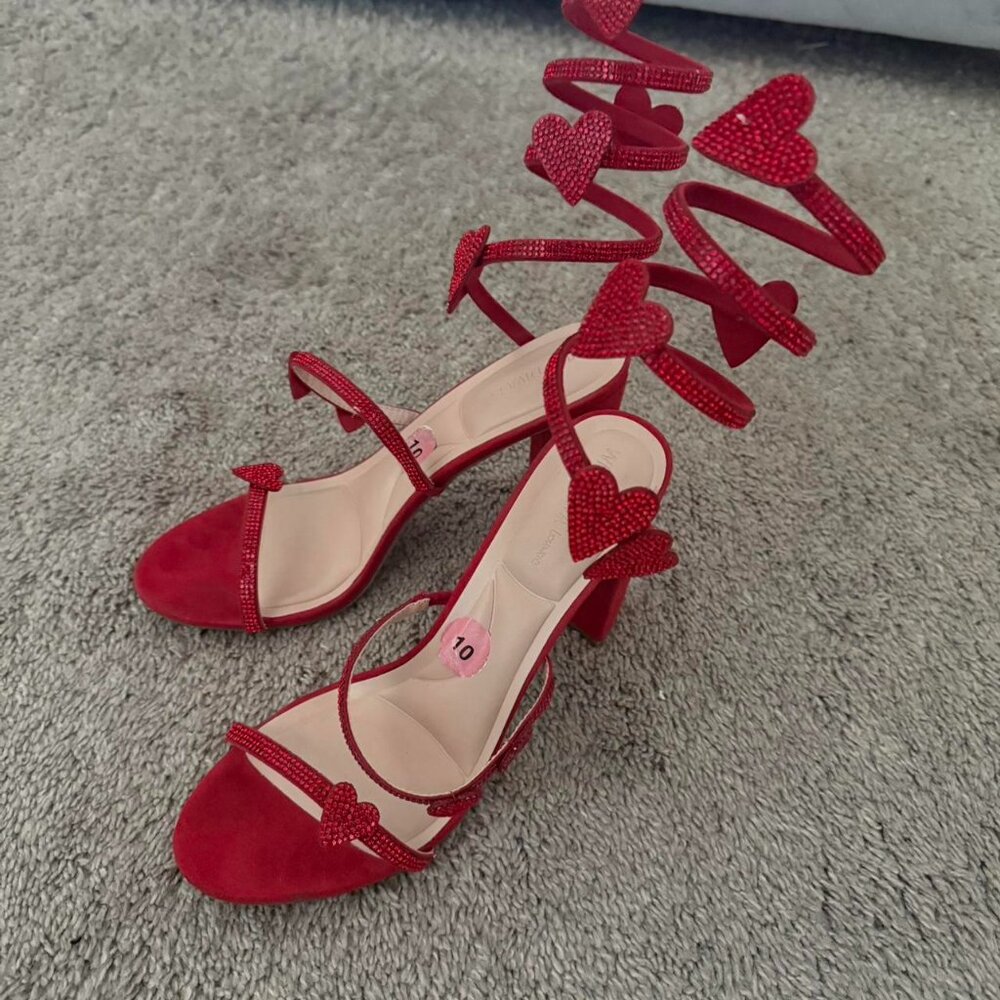 Women's Red Courts